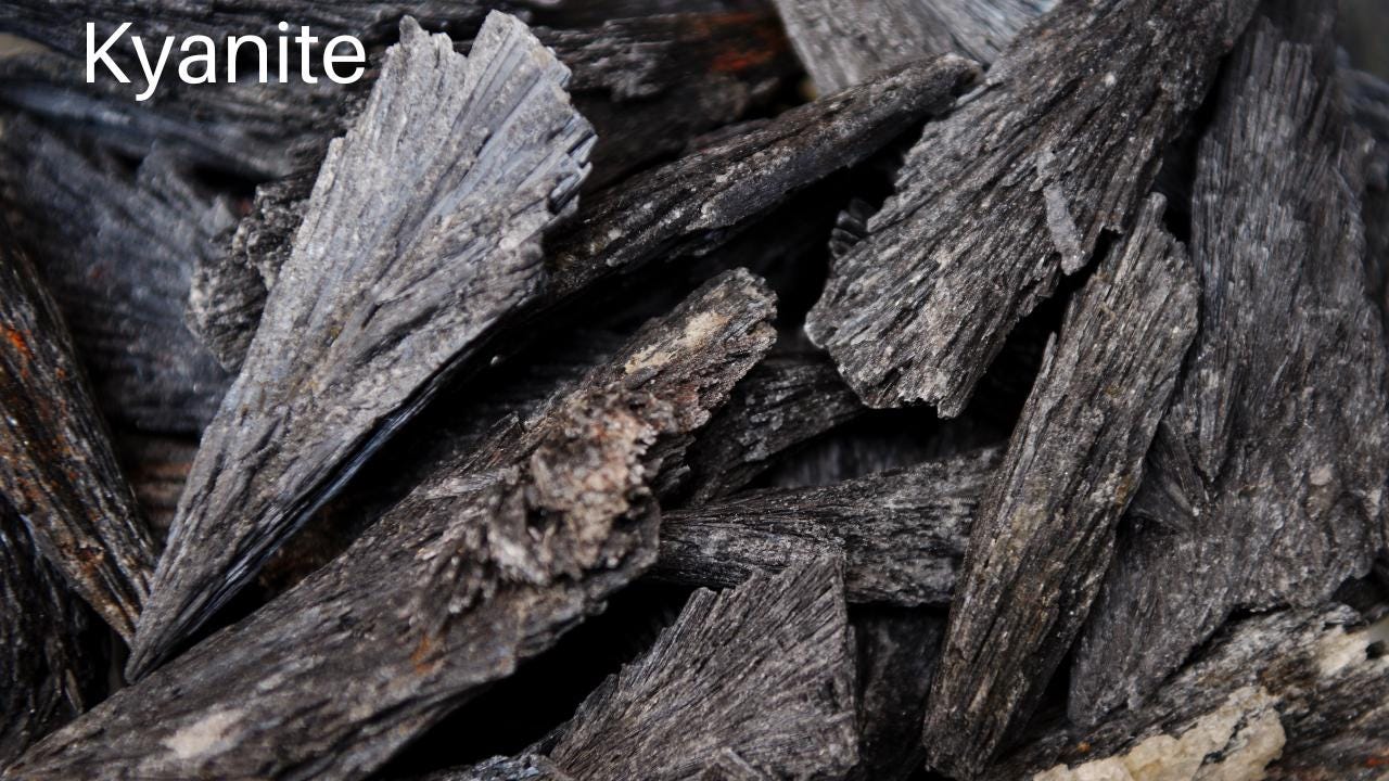 Black kyanite thumbnail