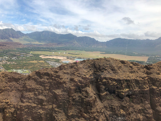The mountainside in hawaii
