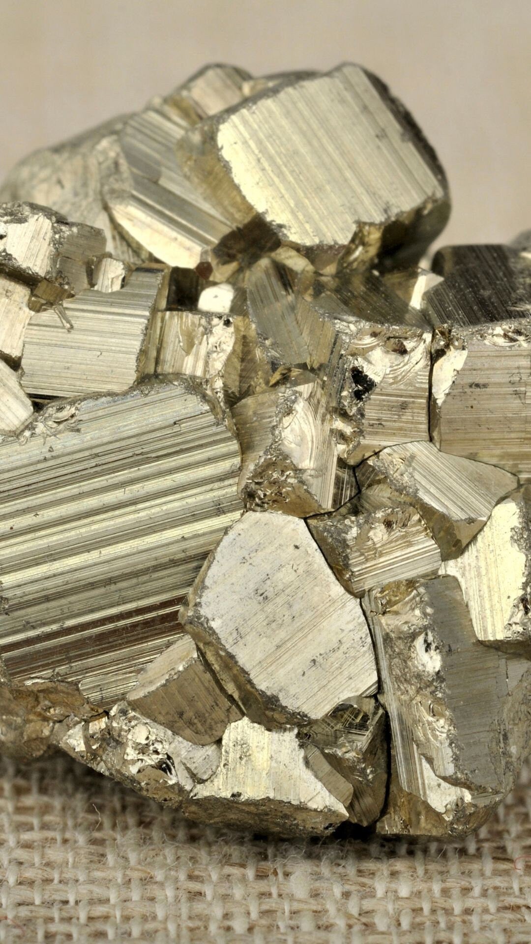 Pyrite (a fool's gold wallpaper)