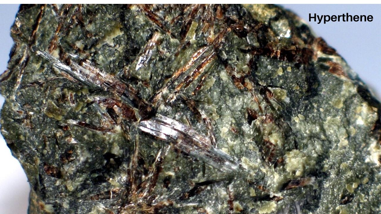 Hypersthene quartz